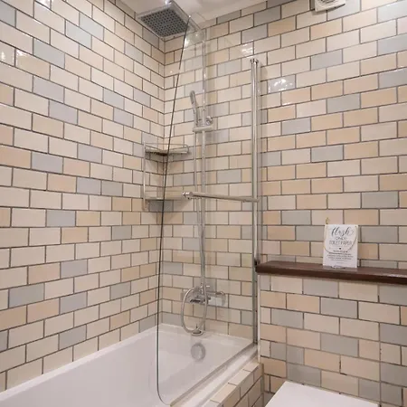 Maison d'hôtes Guestready - Sejour De Charme A Antibes
